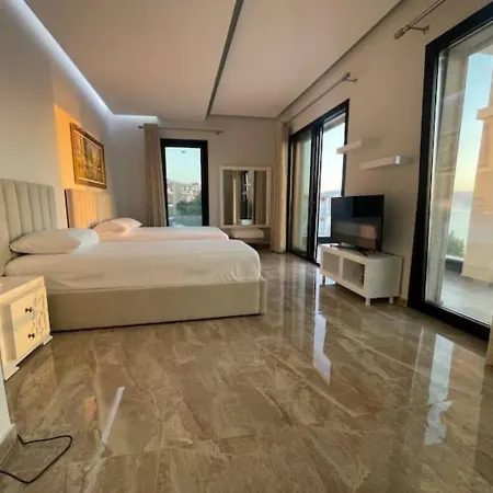 Villa Olive Hill New